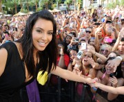 Kim-Kardashian-Hosts-Hard-Rock-Hotel-Hottest-Party-02.md.jpg