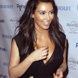 Kim-Kardashian-Hosts-Hard-Rock-Hotel-Hottest-Party-04