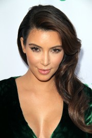 Kim Kardashian Hosts Midori Makeover Parlour 04