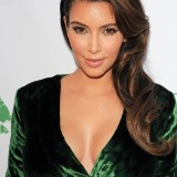 Kim-Kardashian-Hosts-Midori-Makeover-Parlour-13