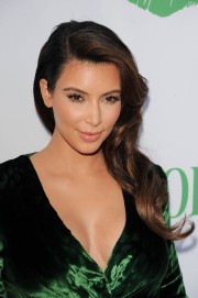Kim-Kardashian-Hosts-Midori-Makeover-Parlour-18.md.jpg