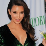 Kim-Kardashian-Hosts-Midori-Makeover-Parlour-28