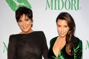 Kim-Kardashian-Hosts-Midori-Makeover-Parlour-42.md.jpg