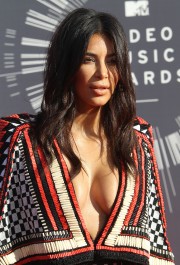 Kim Kardashian Kendall and Kylie Jenner 2014 MTV Video Music Awards 17
