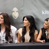 Kardashians-Attend-Meet-And-Greet-Appearance-at-Kitson-33