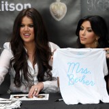 Kardashians-Attend-Meet-And-Greet-Appearance-at-Kitson-58