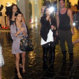 Kim-Kardashian-Lunch-In-A-Private-Cabana-And-Shopping-14