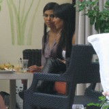 Kim-Kardashian-Lunch-In-A-Private-Cabana-And-Shopping-39