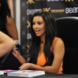 Kim-and-Khloe-Kardashian-Promote-The-Kardashian-Kollection-16