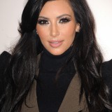 Kim-and-Kourtney-Kardashian---QVC-25-To-Watch-Party-02