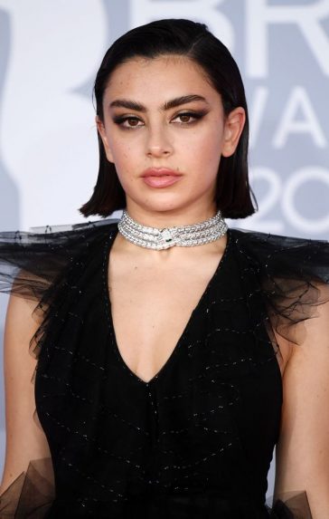 Charli XCX | Celebrity HQ Photo Gallery | Vettri.Net